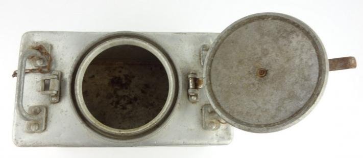 Italian WW2 Large foodcontainer — image 4