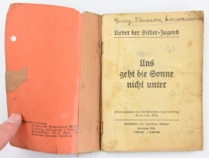 German HJ Songbook 'Uns geht die Sonne nicht unter' — image 2