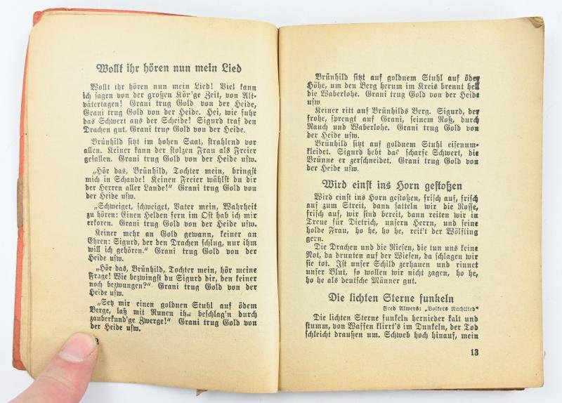 German HJ Songbook 'Uns geht die Sonne nicht unter' — image 3