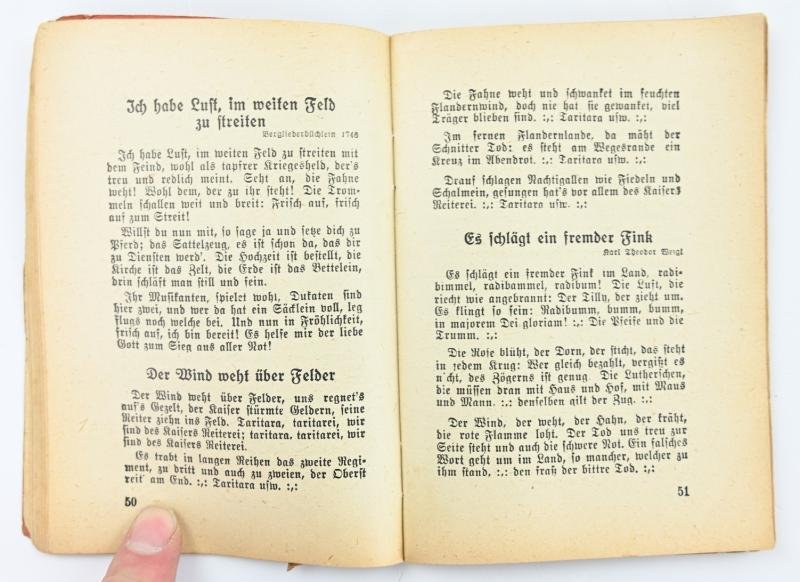 German HJ Songbook 'Uns geht die Sonne nicht unter' — image 5