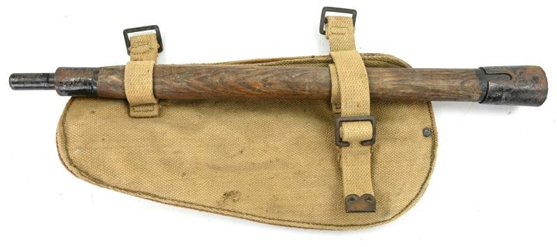 British WW2 Entrenching Tool in Pouch — image 2
