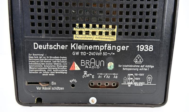 German Third Reich Era Civil Radio 'Deutsche Kleinempfänger' — image 6