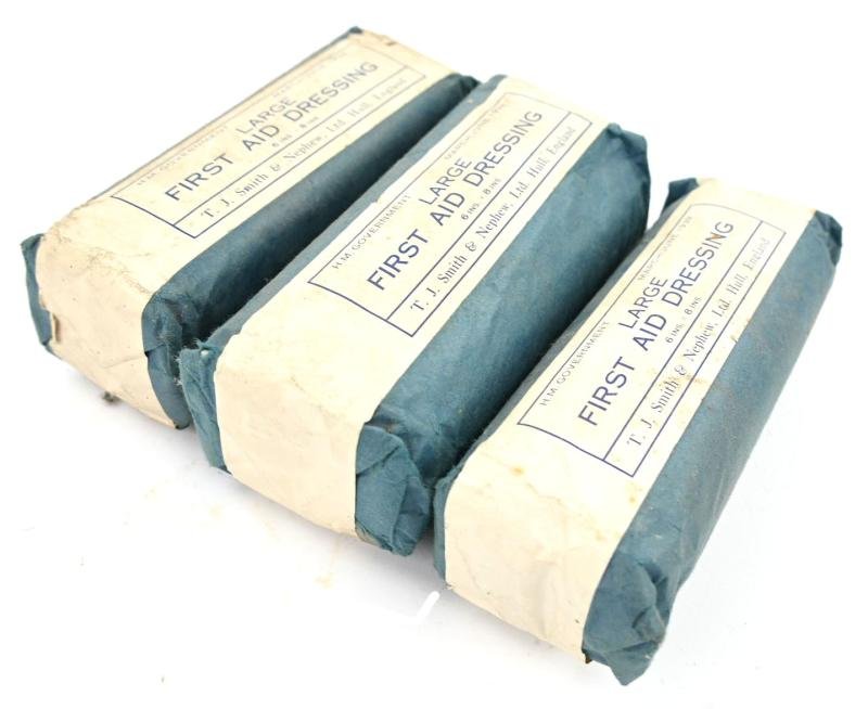 British WW2 Large First Aid Dressing Set — image 2
