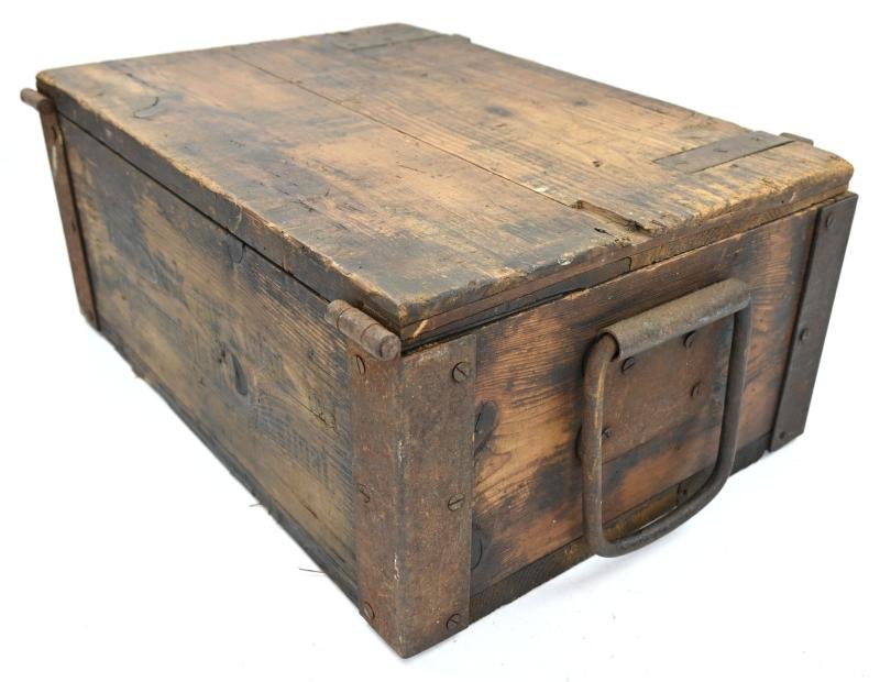 German WW1 Handgrenade Ammunition Box — image 7