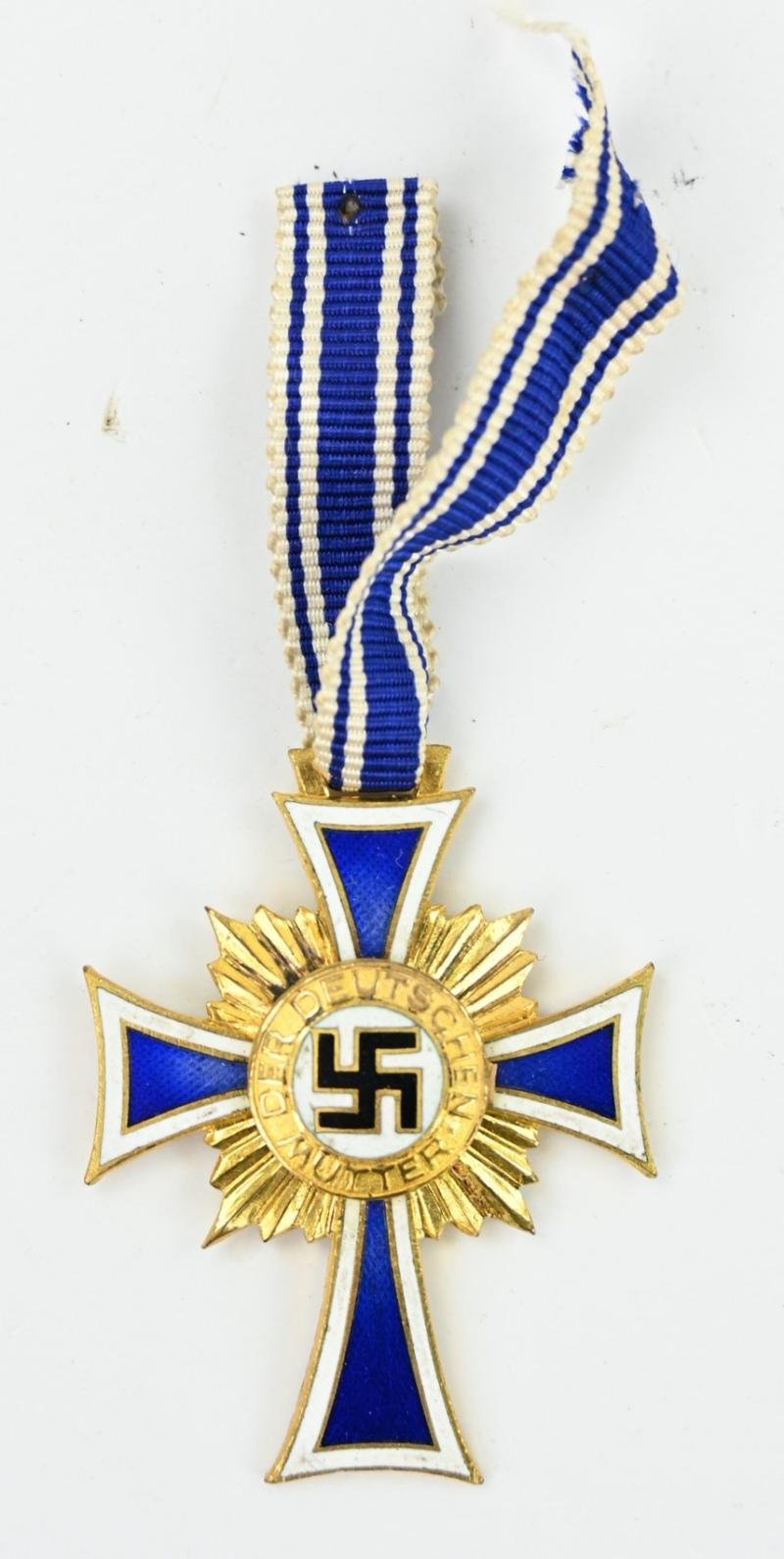 German Mother's Cross in Gold with case — image 4