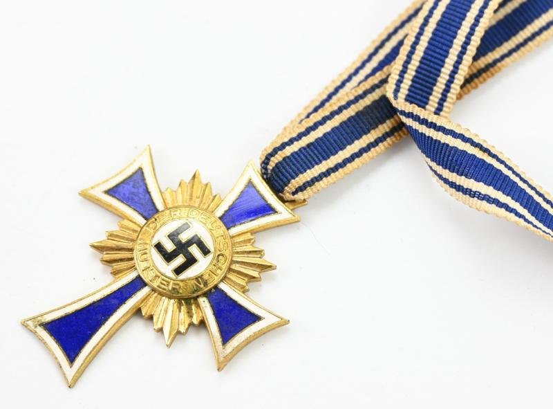 German Mother's Cross in Gold — image 2
