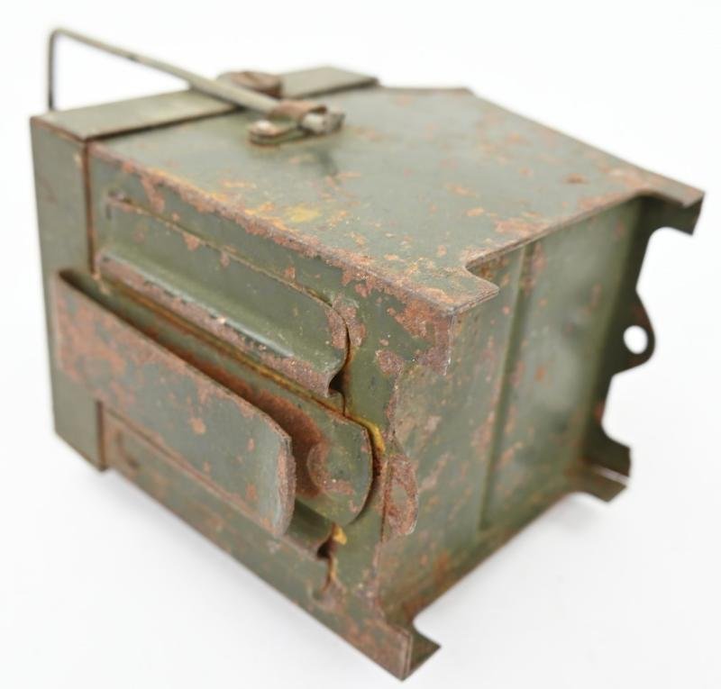 British WW2 Bicycle Lamp — image 5