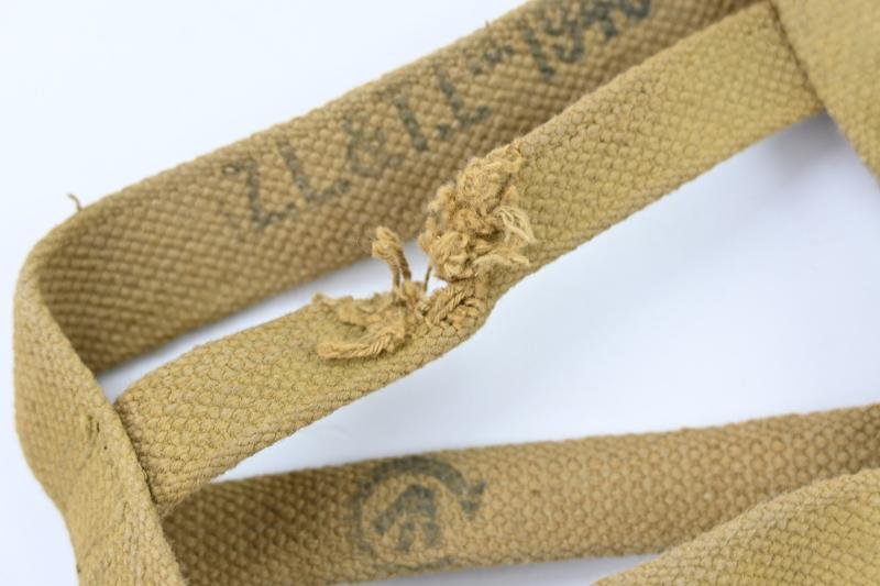 Canadian WW2 Water Bottle Carrier — image 2