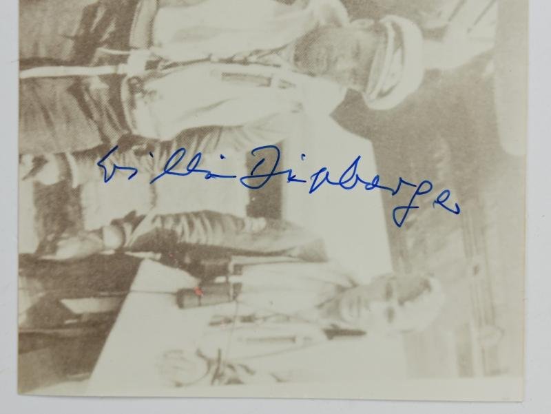 Signature of Luftwaffe KC Recipient 'Willi Dipberger' — image 2