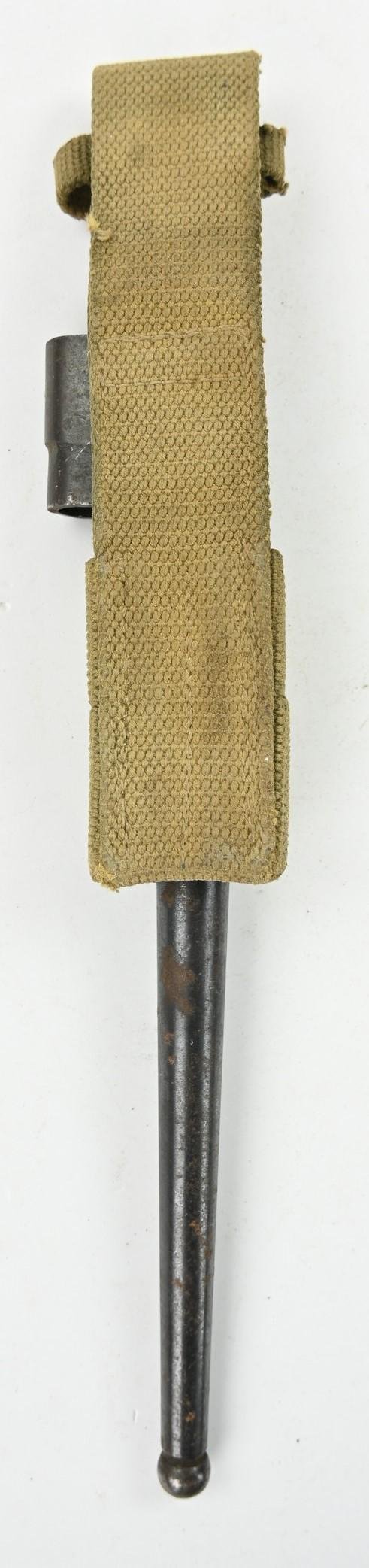 British WW2 Spike Bayonet with Frog — image 4
