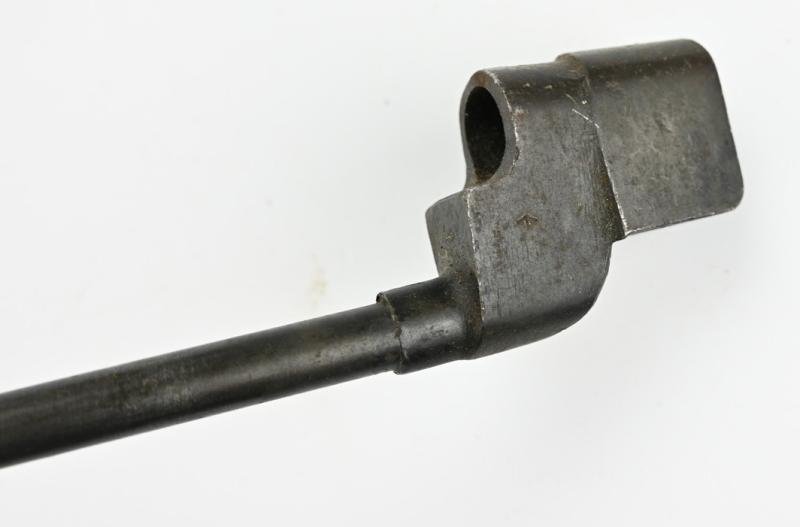 British WW2 Spike Bayonet with Frog — image 6