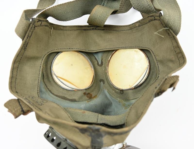 German Luftschutz Gasmask with Carton Filter — image 6