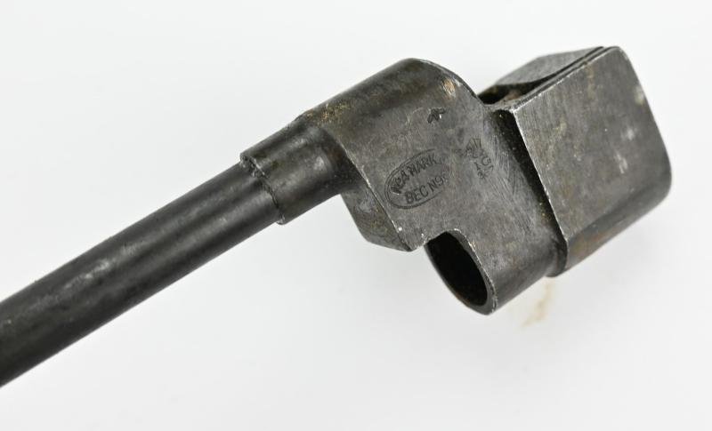 British WW2 Spike Bayonet with Frog — image 6