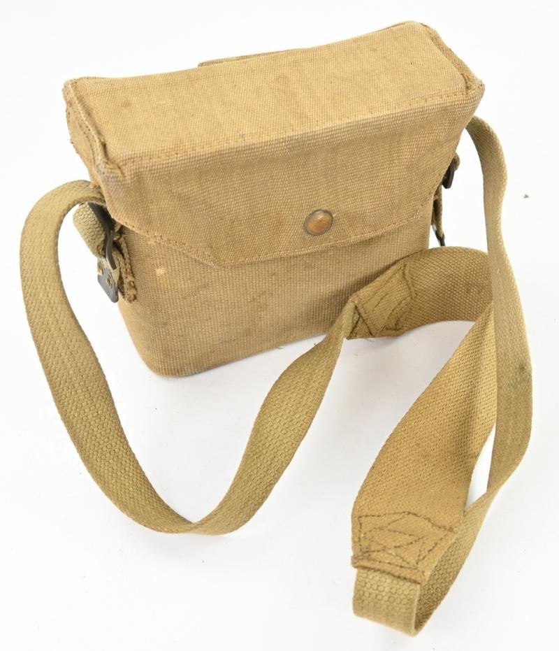 British WW2 Binoculair Case & Carrying Strap 1942 — image 2