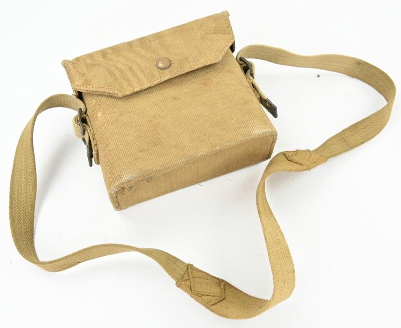 British WW2 Binoculair Case & Carrying Strap 1942 — image 3