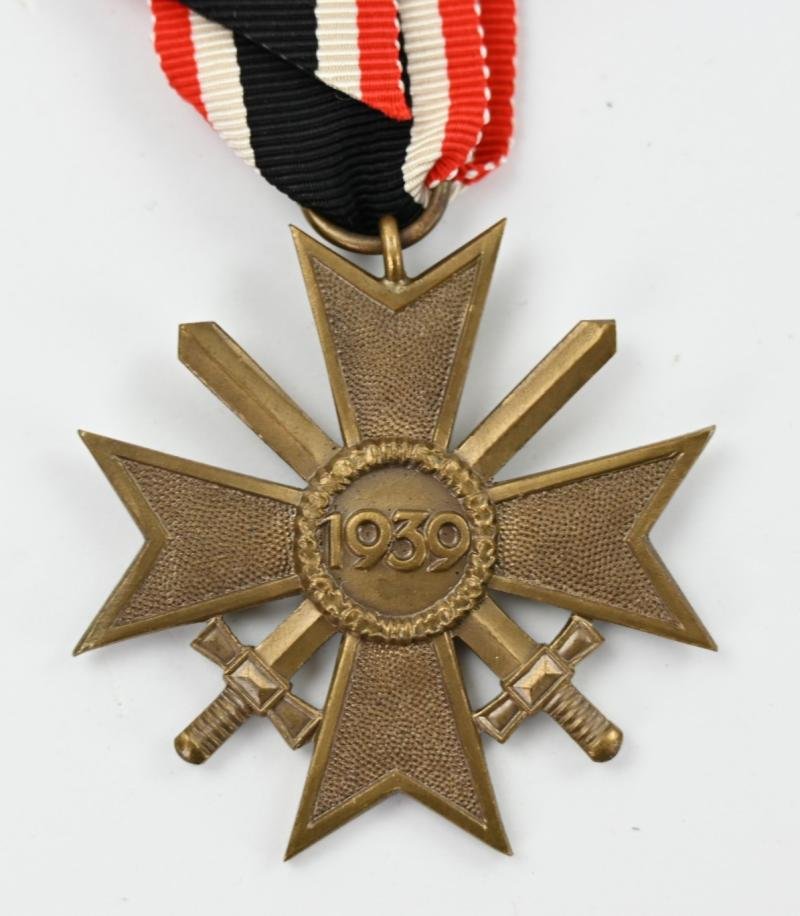 German War Merit Cross 2nd Class with Swords in Pouch — image 8