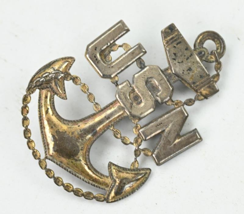 US Navy WW2 Chief Petty Officer Visor Hat Insignia — image 2