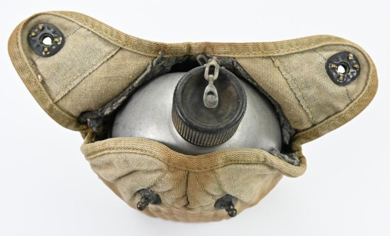 US WW2 M-1910 Canteen — image 4