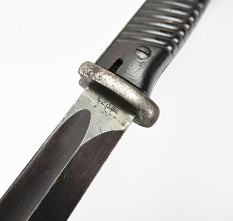 German WH K98 Mauser Bayonet with Frog — image 10