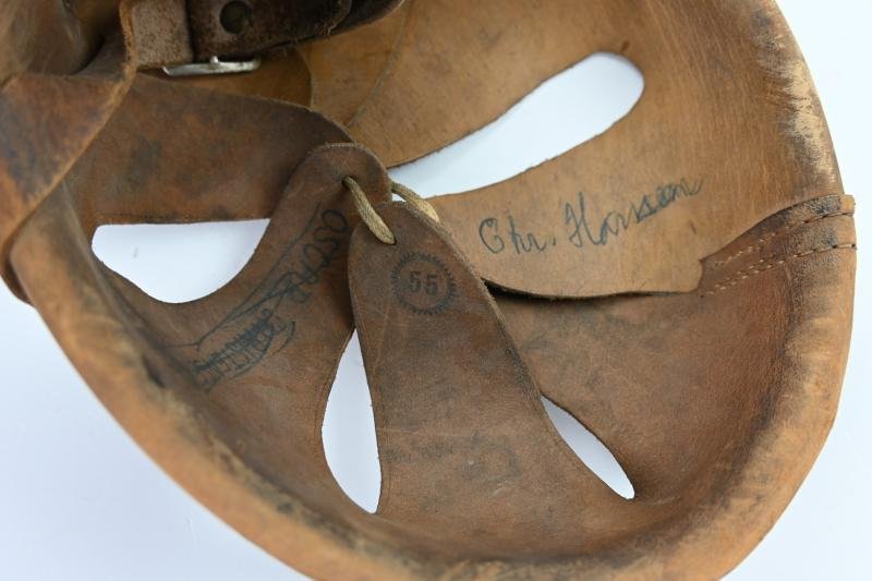 German M34 Helmet Liner & Chinstrap — image 3