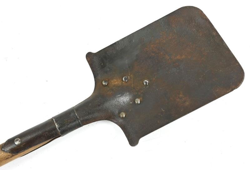 Swiss WW2 Period Entrenching Tool — image 4