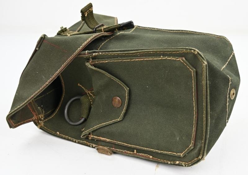 British WW2 JG Service Gasmask Pouch — image 3