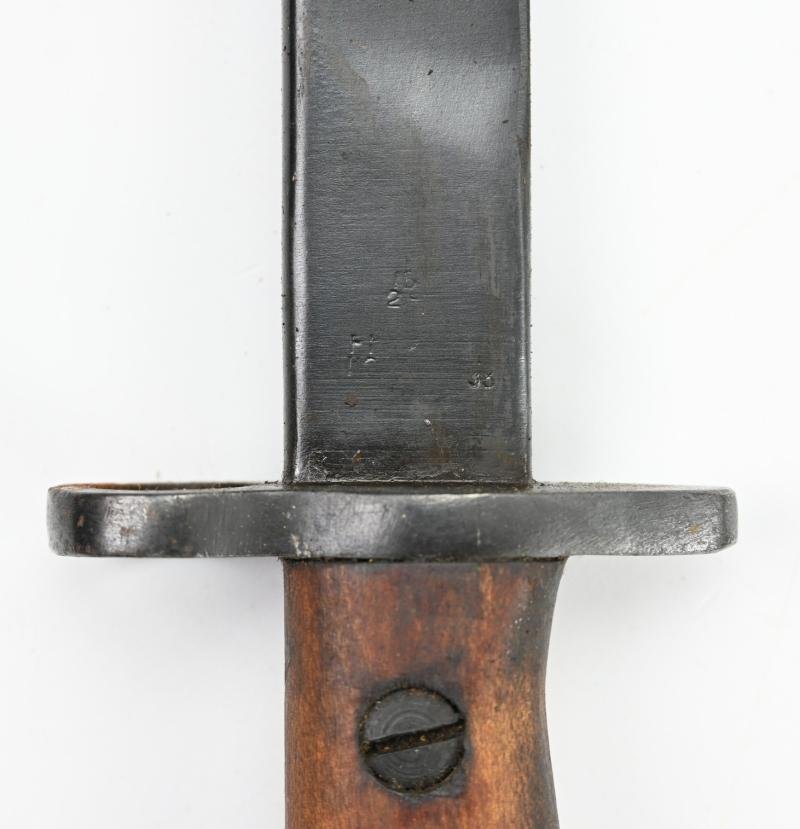 British WW2 Short SMLE Bayonet with JG Frog — image 7