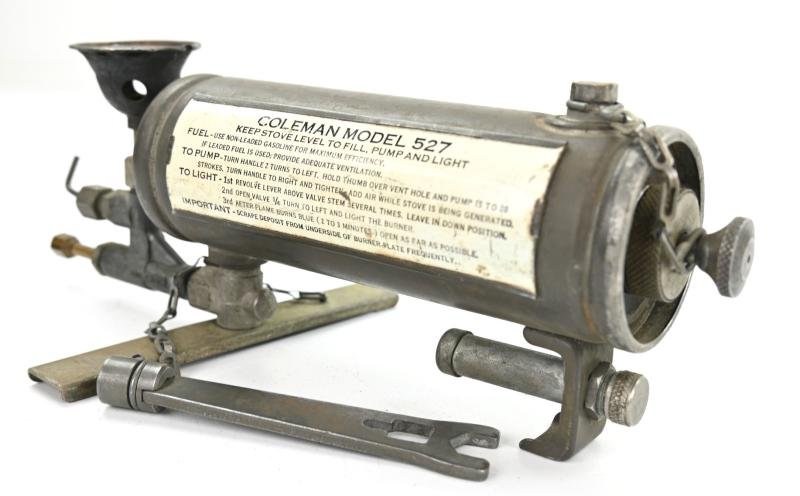 US WW2 Coleman Stove Medical — image 2