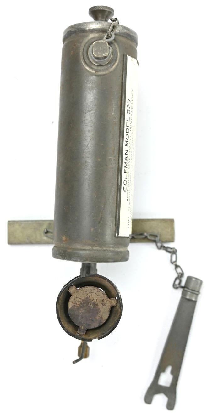 US WW2 Coleman Stove Medical — image 6