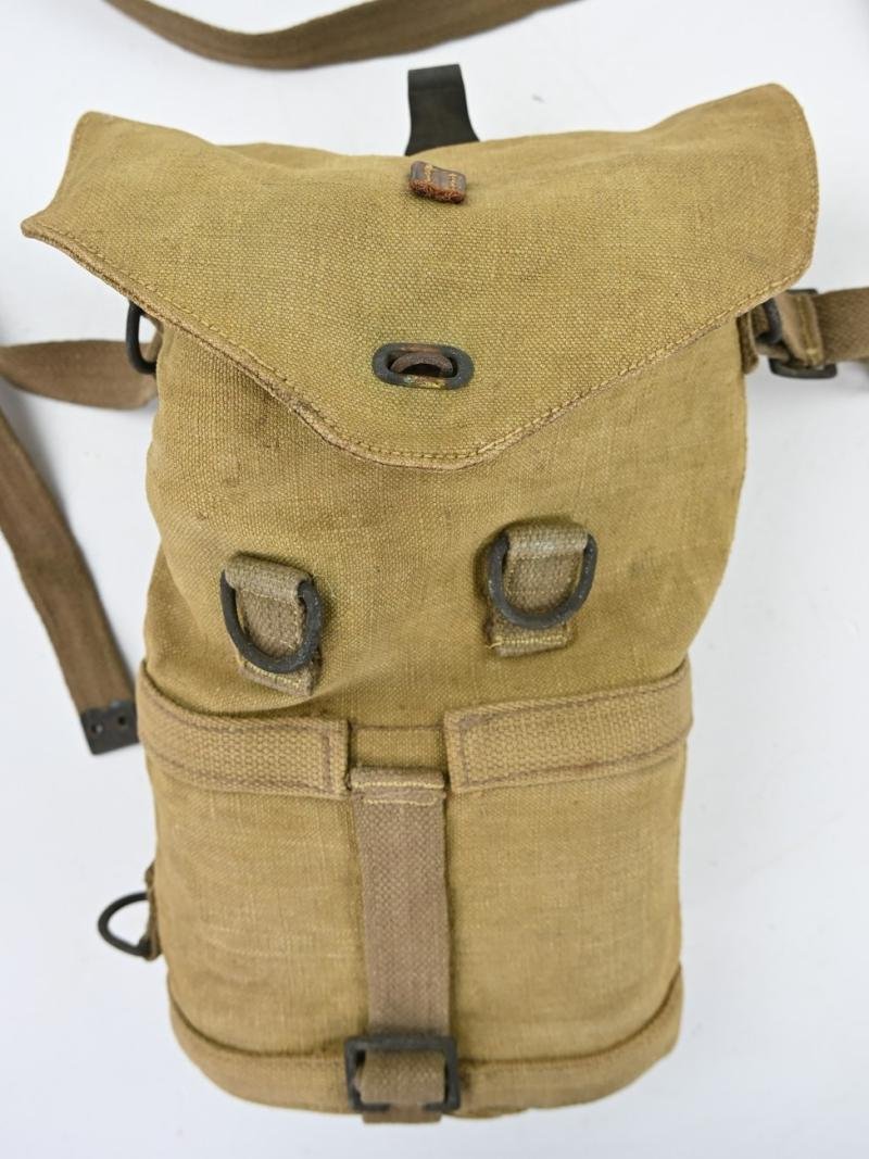 Belgium WW2 M29 Pattern Gasmask Set — image 10