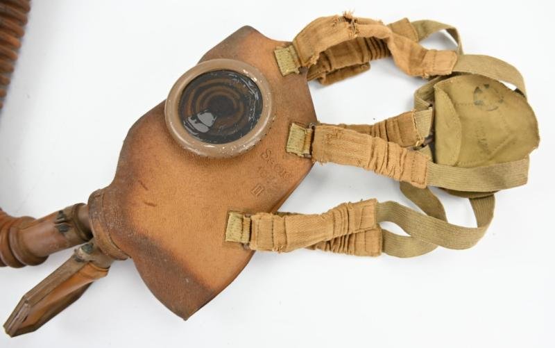 Belgium WW2 M29 Pattern Gasmask Set — image 3