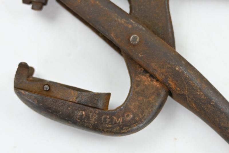 German WH Metal Punch Tool — image 3