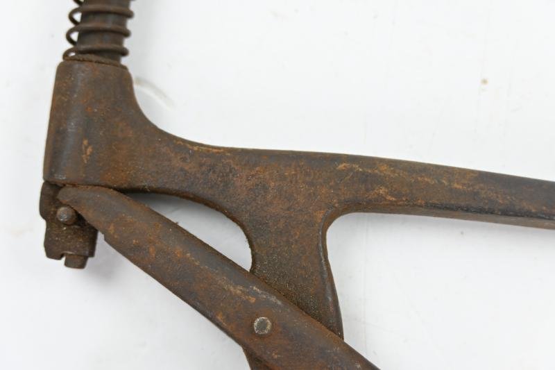 German WH Metal Punch Tool — image 4