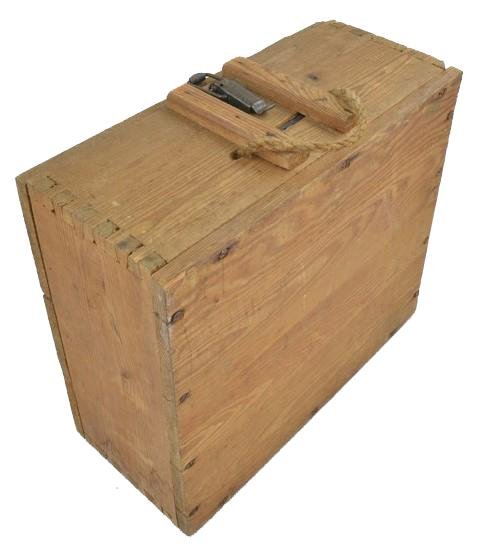 German WH 12 Bd Kg 42 Gb Ammunition Box — image 5