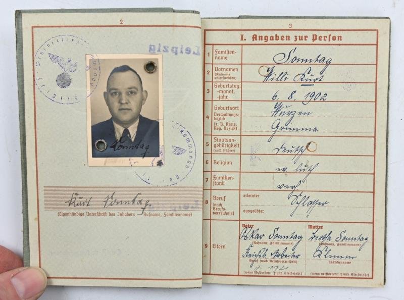 German Reichsbahn Document Set — image 7