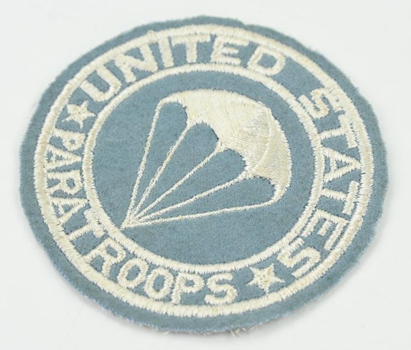 US WW2 US Paratroops Breast Patch — image 2