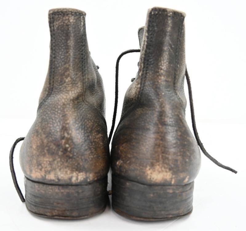 British WW2 Ammo Boots 1944 — image 3