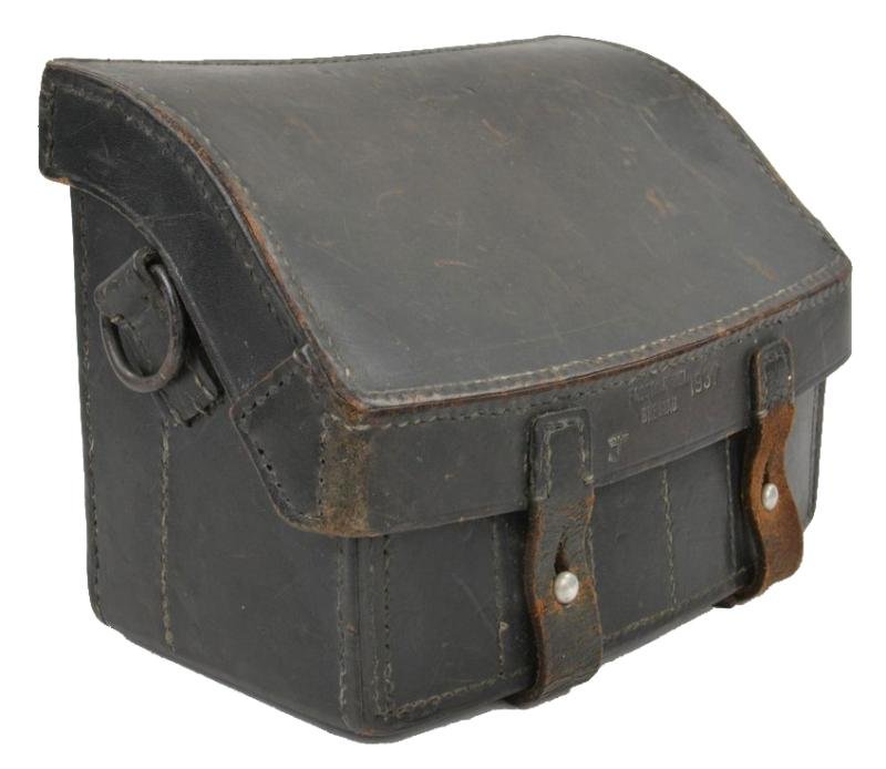 German WH Flare Gun Pouch 1937 — image 3