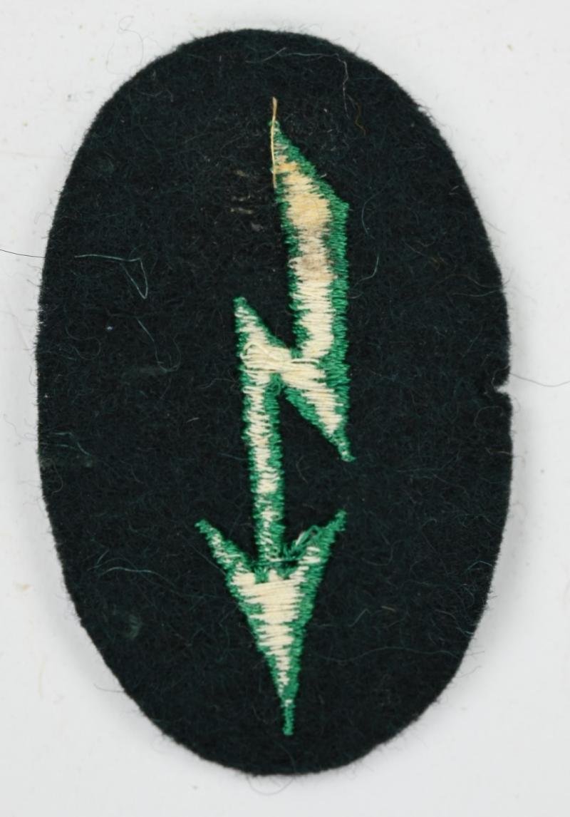 German WH Signal Troops Sleeve Patch — image 3