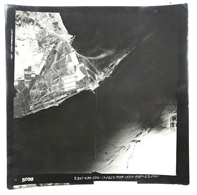 Allied WW2 Aerial Reconnaissance Picture Set ''Berre-l'Étang'' — image 6