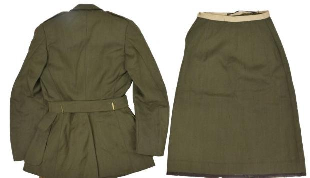 French WW2 Free Woman Grouping — image 8