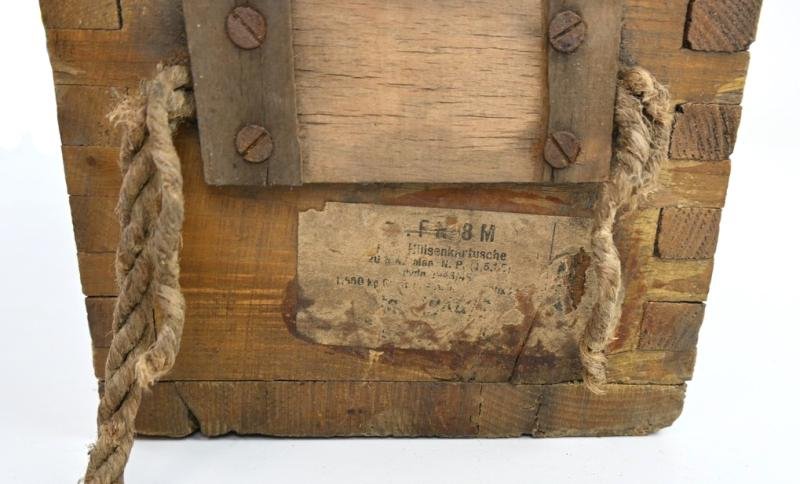 German WH Arillery Ammunition Box 'Le FH 18' — image 5