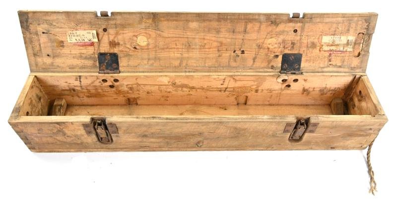 German WH Arillery Ammunition Box 'Le FH 18' — image 7