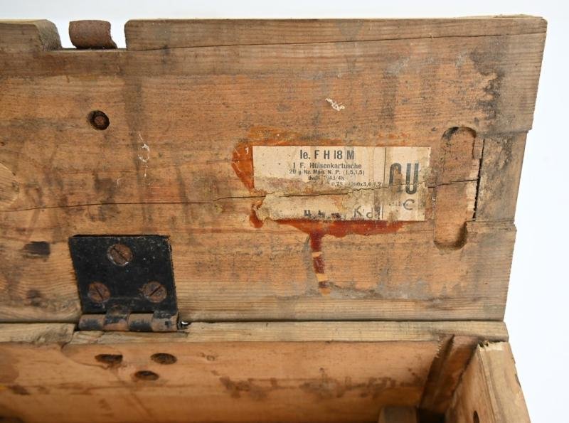 German WH Arillery Ammunition Box 'Le FH 18' — image 9