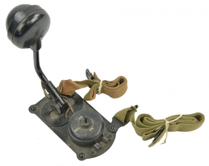 US WW2 Signal Corps Chest Microphone TD-1 — image 2