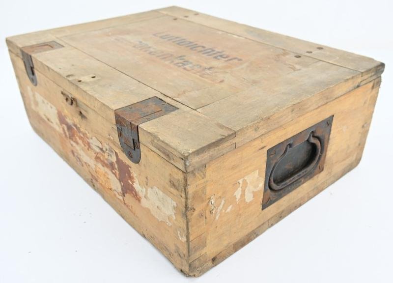 German WH 'Luftdichten Patronenkasten B' Ammunition box — image 3