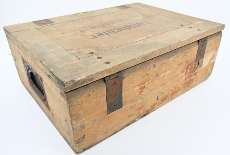 German WH 'Luftdichten Patronenkasten B' Ammunition box — image 4