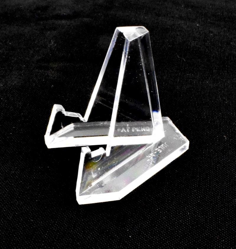 Acryl Medal Display Stands — image 2