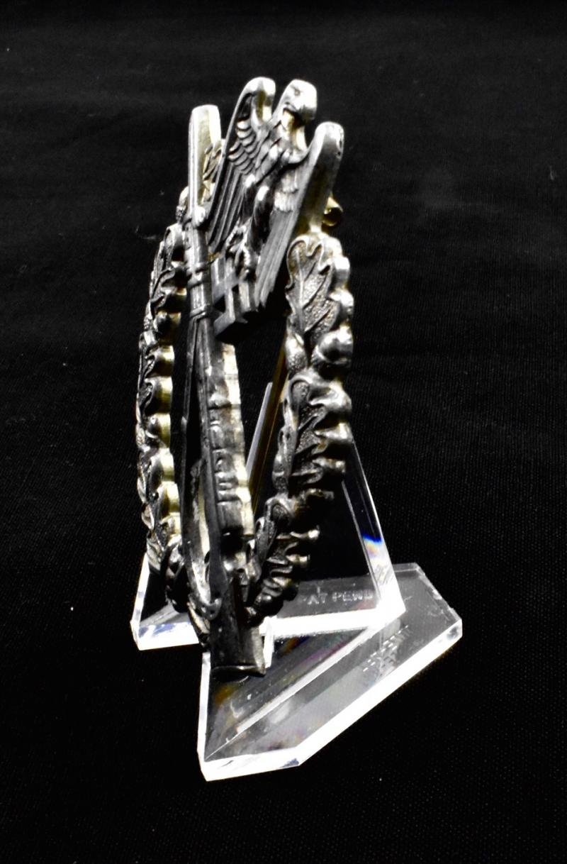 Acryl Medal Display Stands — image 5