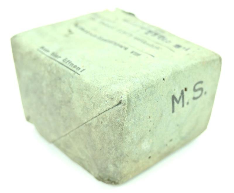 German First Aid Bandage 1945 — image 2